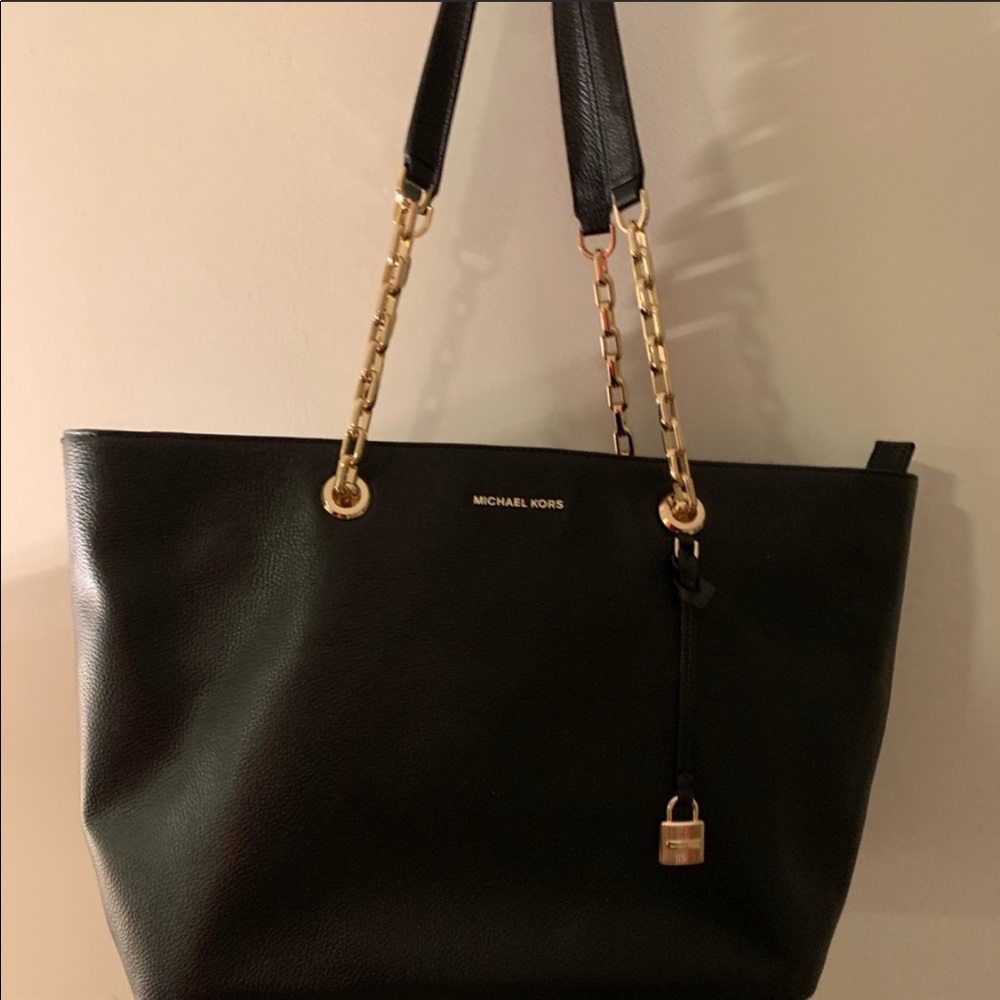 Michael Kors Mercer Tote- used once, partial tags